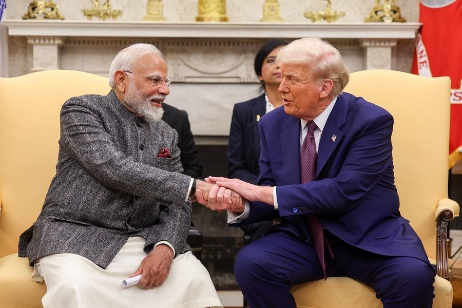 Donald Trump ने भारत पर टैरिफ को लेकर दिया बयान, पीएम मोदी को बताया 'स्मार्ट लीडर'