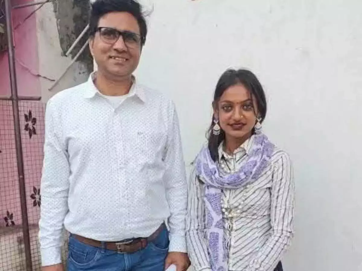 निर्देशक Sanoj Mishra रेप और गर्भपात के आरोप में गिरफ्तार